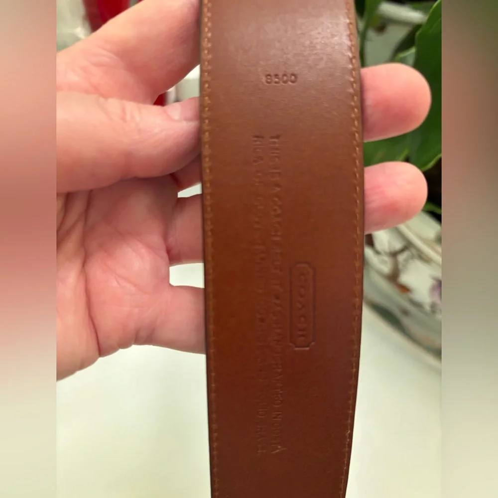 COACH Classic Navy Leather Belt - Picture 3 of 8